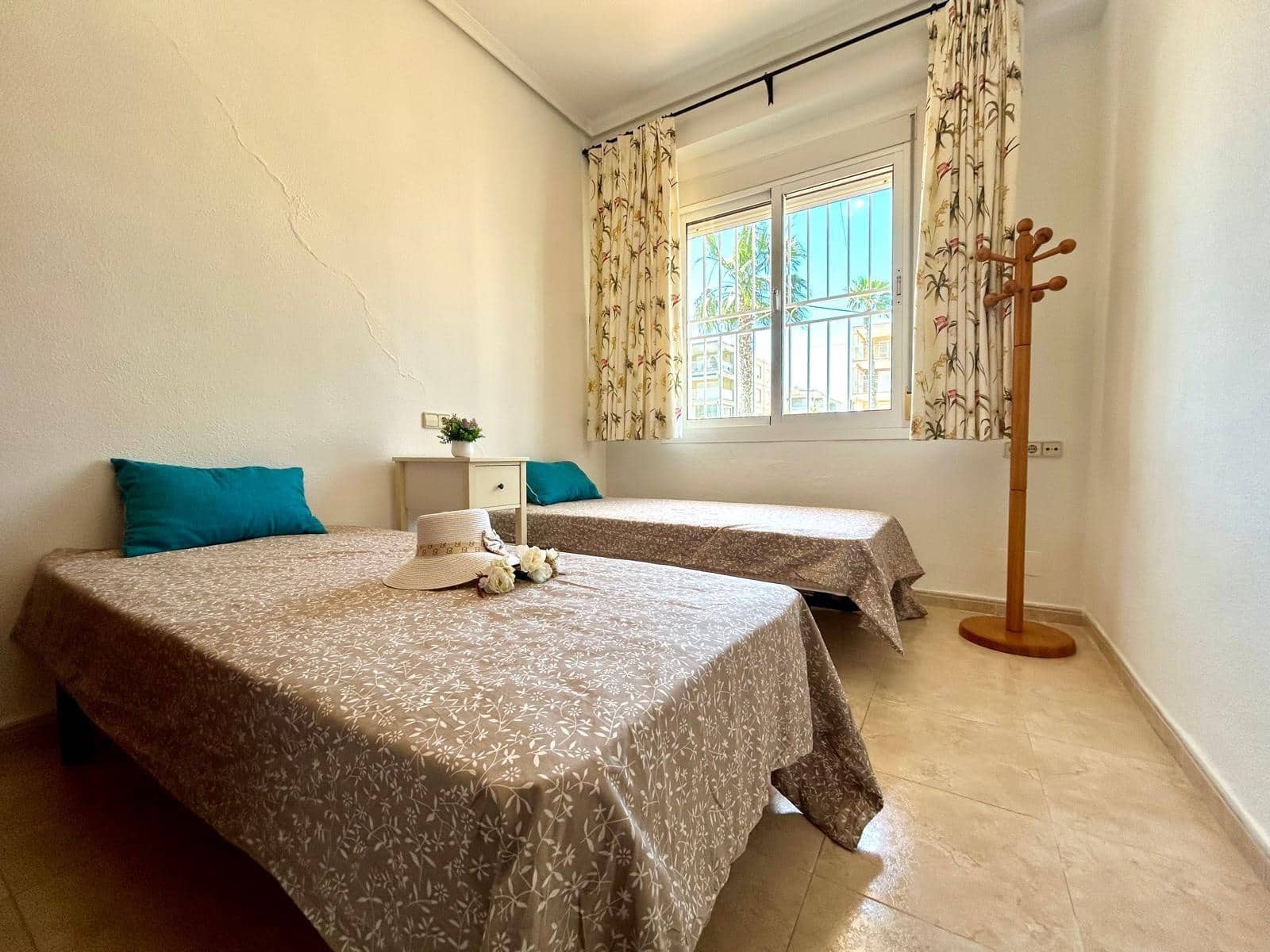 3 sovrum Lägenhet till salu i Torrevieja - 277 000 € (Ref: 9860479)
