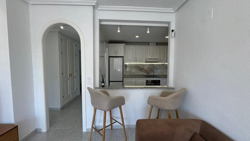 2 bedroom Apartment for sale in Filipinas with pool - € 220,000 (Ref: 9860482)