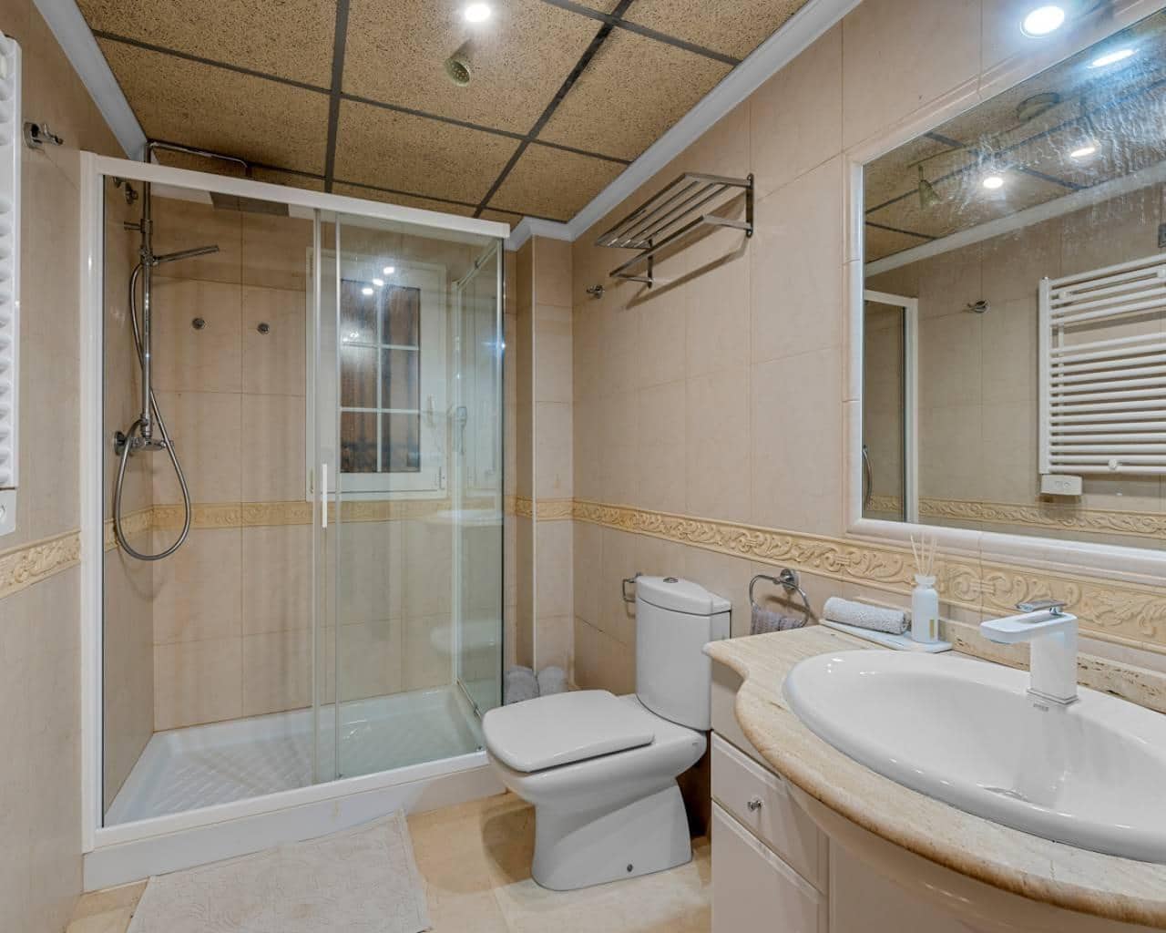 2 bedroom Apartment for sale in Orihuela Costa with pool - € 329,500 (Ref: 9860486)