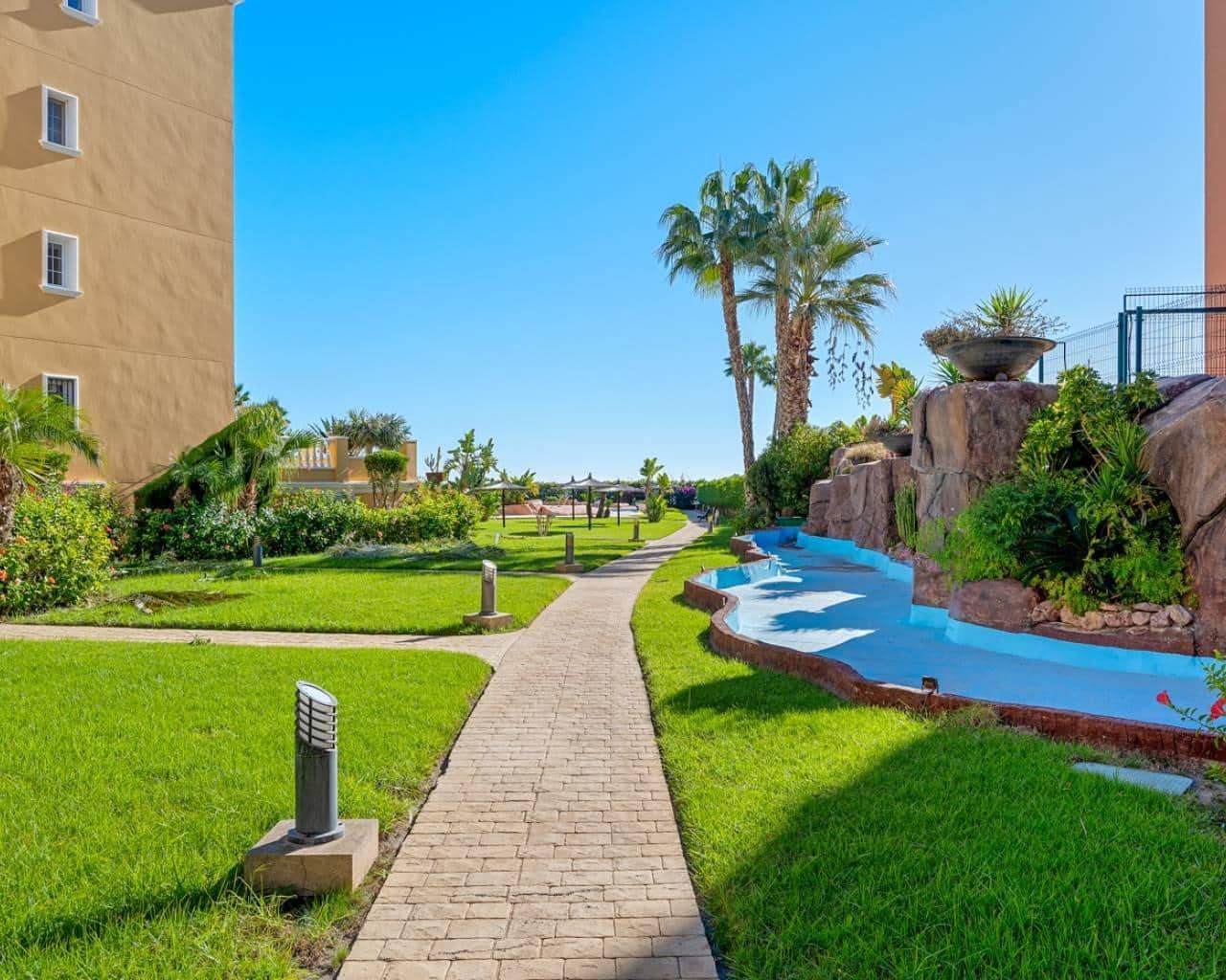 2 bedroom Apartment for sale in Orihuela Costa with pool - € 329,500 (Ref: 9860486)