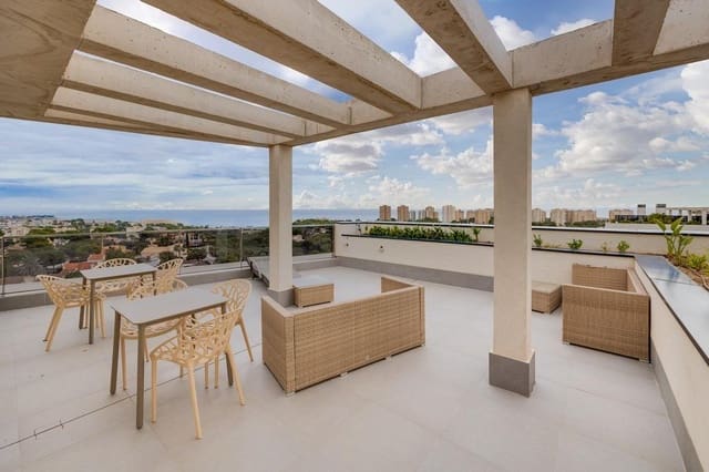 3 quarto Penthouse para venda em Dehesa de Campoamor, Orihuela com piscina garagem - 425 000 € (Ref: 9860487)