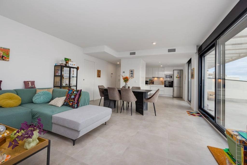 3 quarto Penthouse para venda em Dehesa de Campoamor com piscina garagem - 425 000 € (Ref: 9860487)