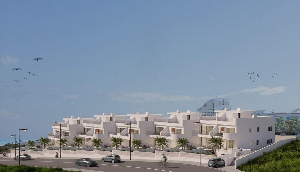Bungalow de 2 habitaciones en Torrevieja en venta con piscina - 550.000 € (Ref: 9860499)