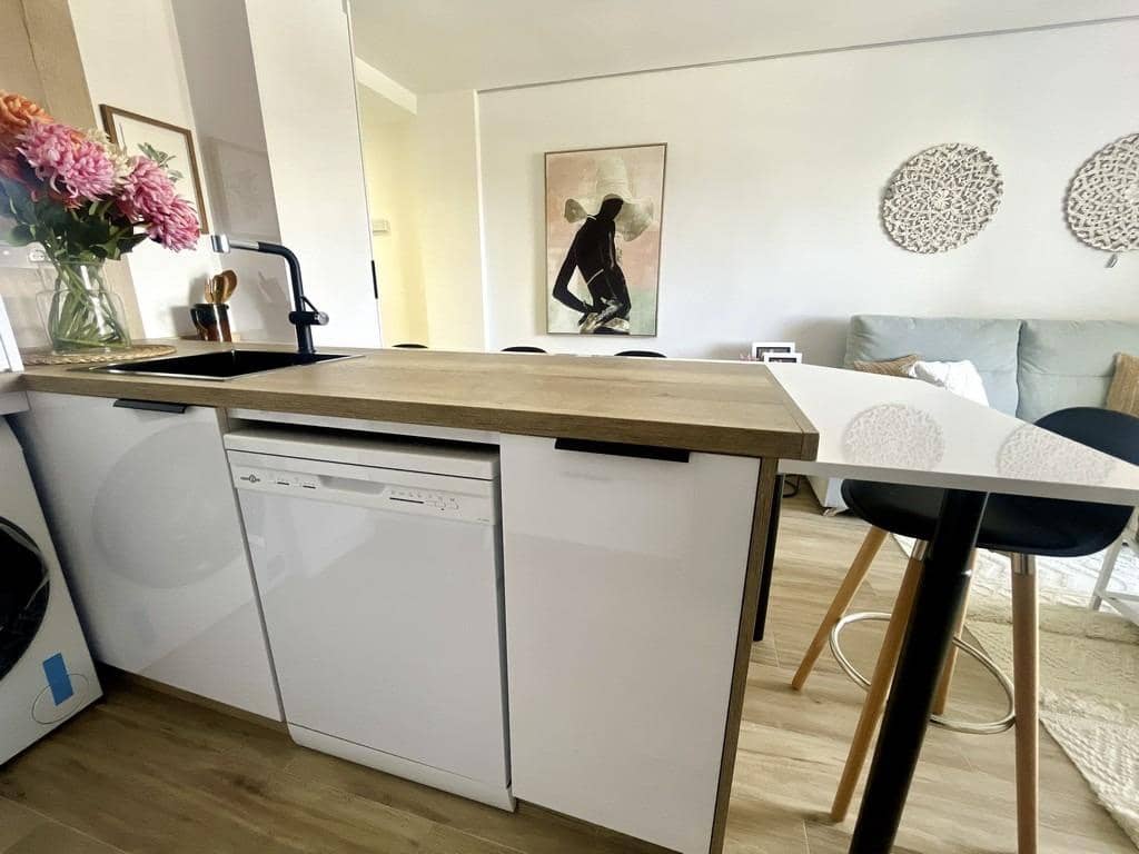 3 bedroom Apartment for sale in Punta Prima with pool garage - € 279,000 (Ref: 9860502)