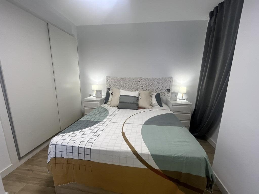 3 bedroom Apartment for sale in Punta Prima with pool garage - € 279,000 (Ref: 9860502)