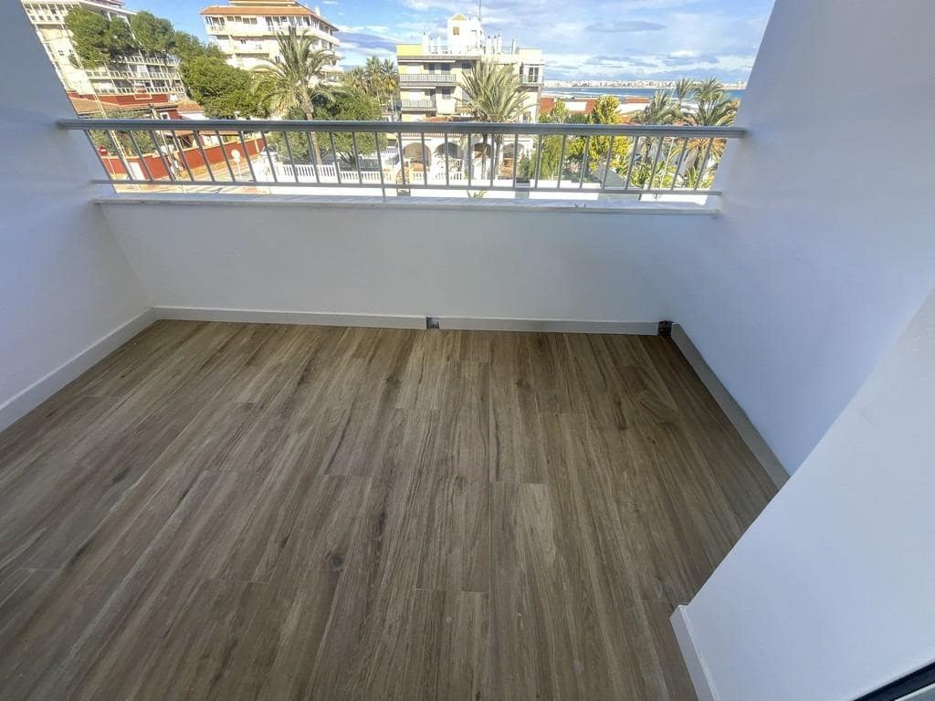 3 bedroom Apartment for sale in Punta Prima with pool garage - € 279,000 (Ref: 9860502)