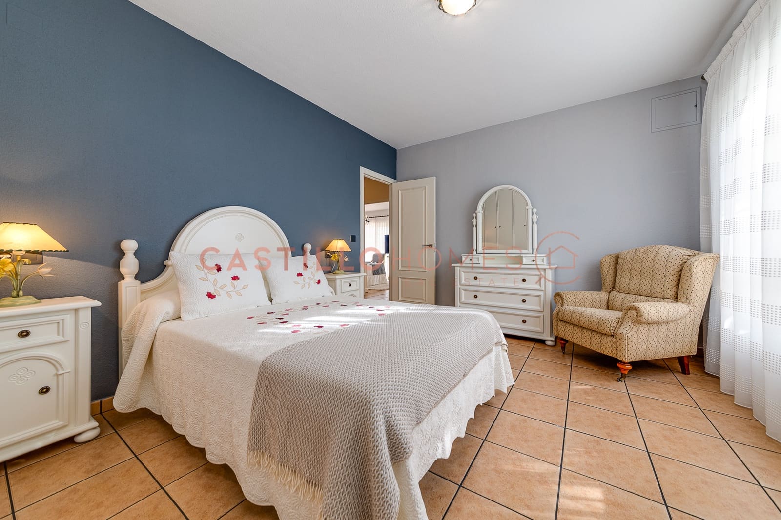 5 chambre Maison de Ville à vendre à La Veleta avec piscine garage - 1 599 000 € (Ref: 7330881)