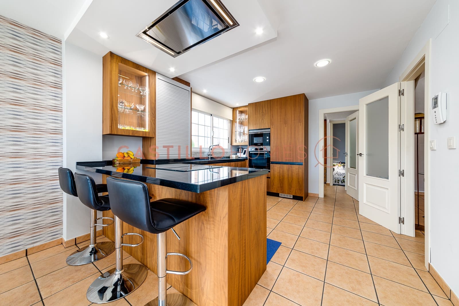 5 chambre Maison de Ville à vendre à La Veleta avec piscine garage - 1 599 000 € (Ref: 7330881)