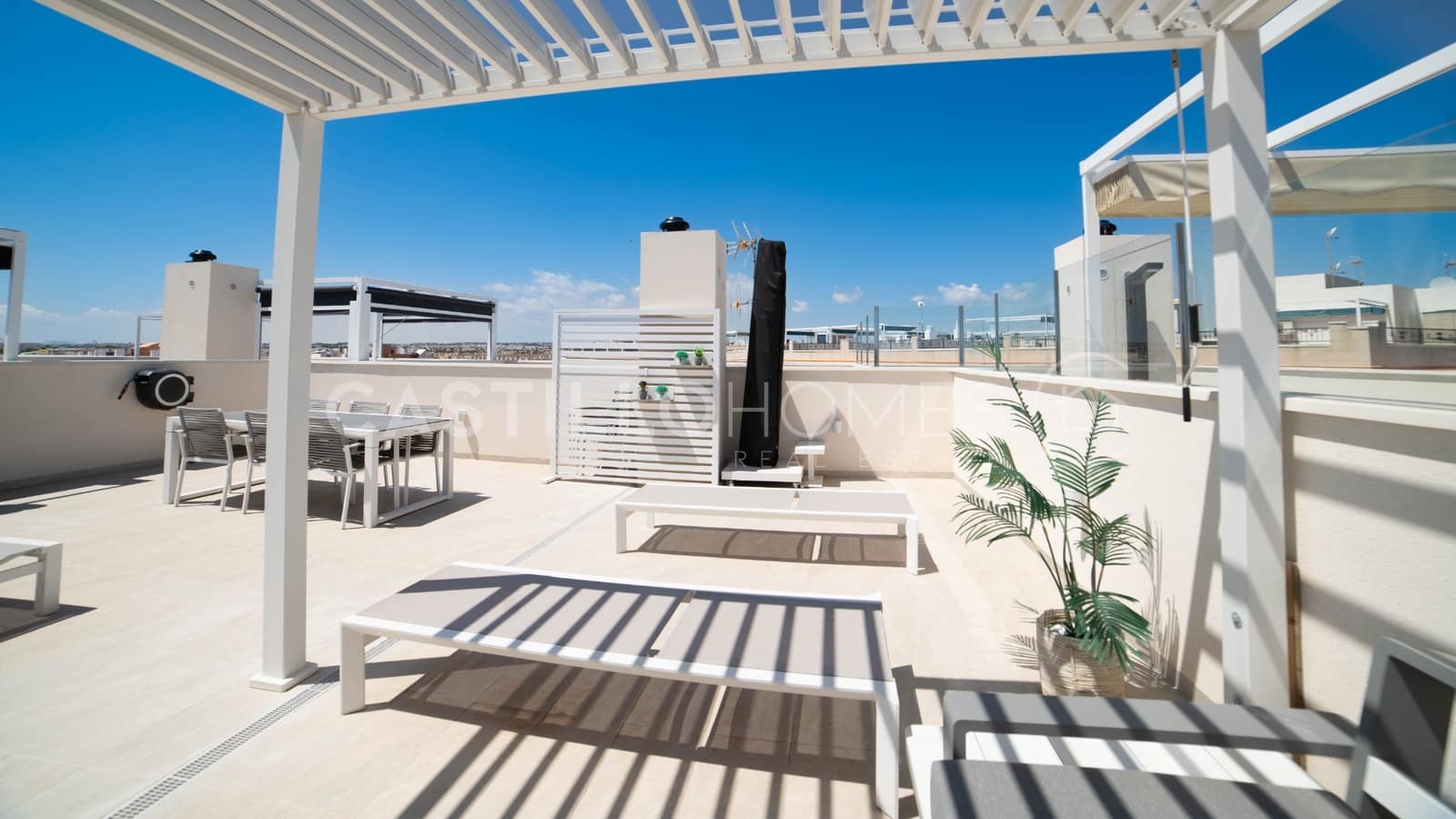2 sypialnia Penthouse na sprzedaż w Orihuela z basenem garażem - 629 000 € (Ref: 8970739)