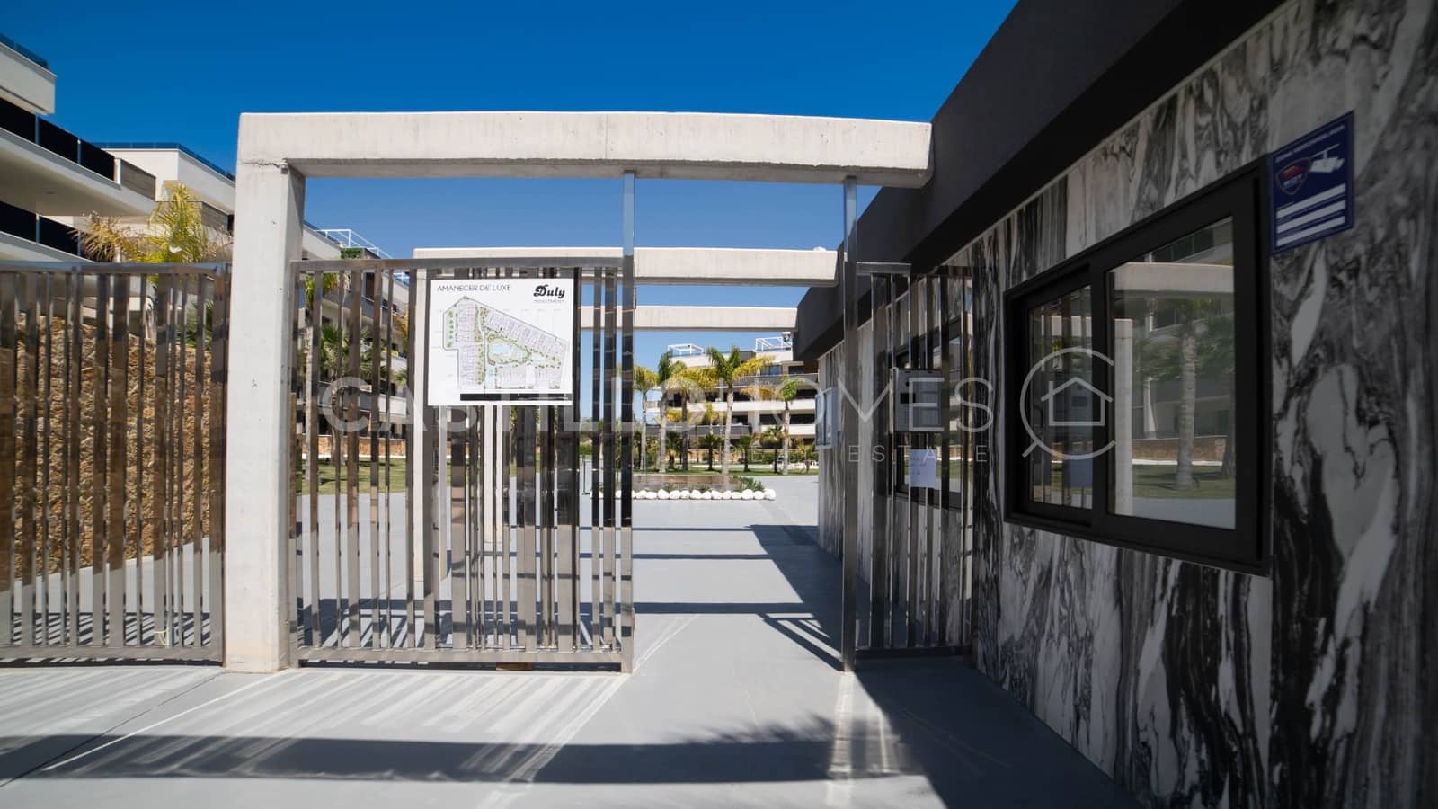 2 sypialnia Penthouse na sprzedaż w Orihuela z basenem garażem - 629 000 € (Ref: 8970739)