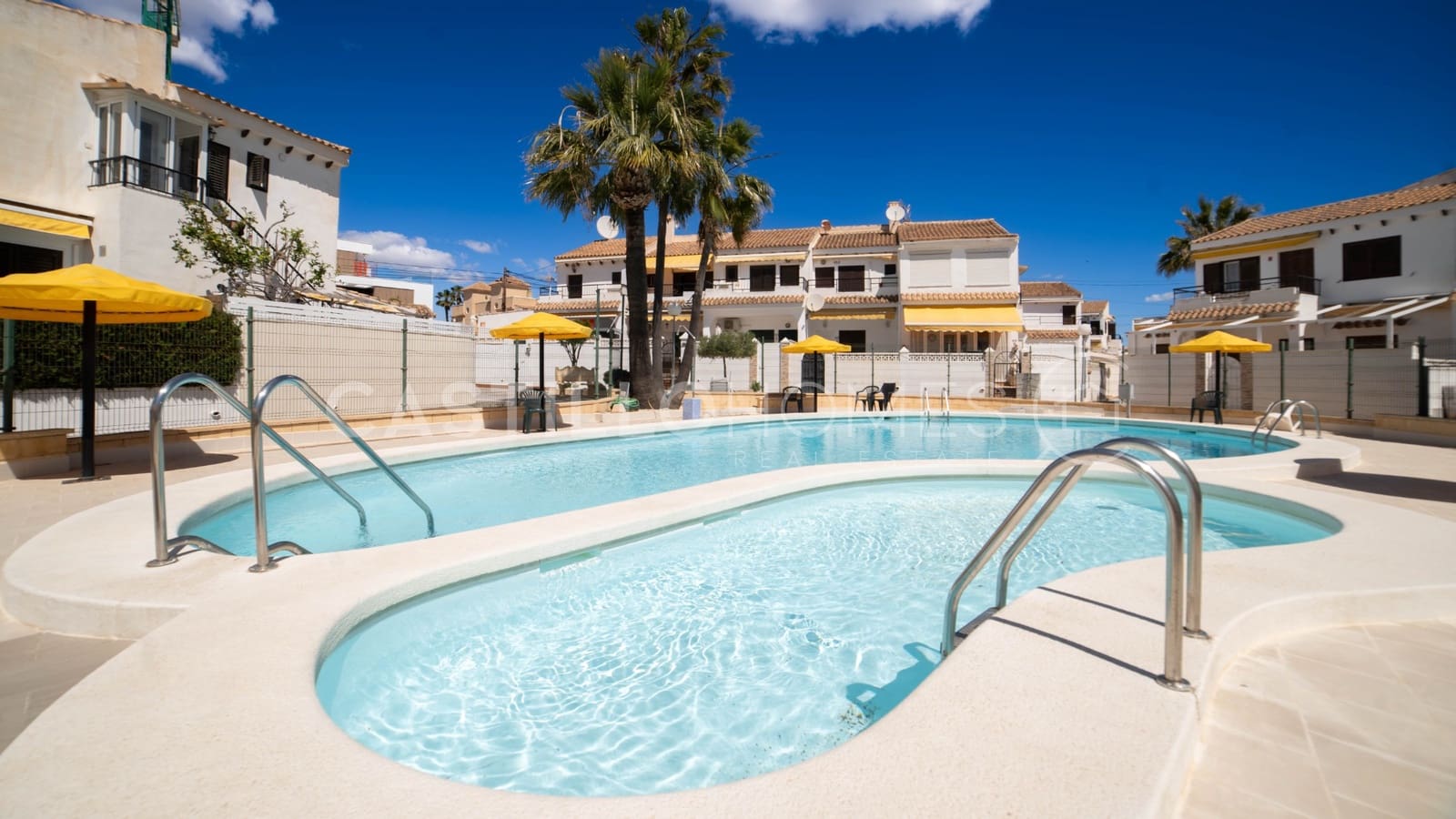 2 bedroom Bungalow for sale in La Mata with pool - € 189,900 (Ref: 8970741)