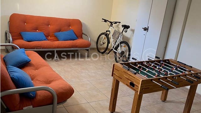 Chalet de 3 habitaciones en Villamartin, Orihuela en venta con piscina garaje - 360.000 € (Ref: 8970742)