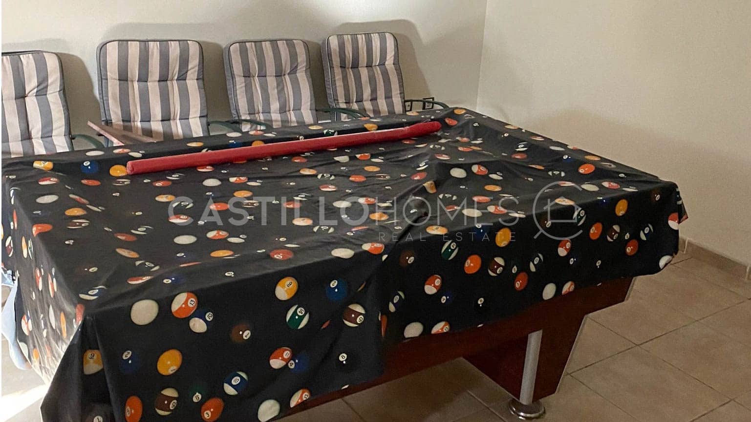 3 quarto Moradia para venda em Villamartin com piscina garagem - 360 000 € (Ref: 8970742)