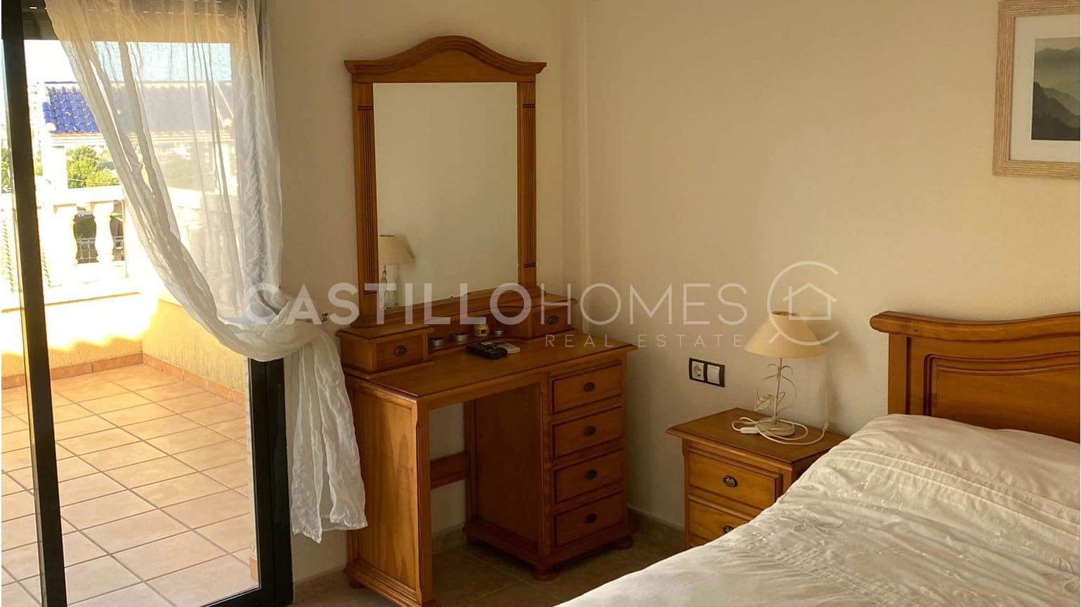 3 quarto Moradia para venda em Villamartin com piscina garagem - 360 000 € (Ref: 8970742)