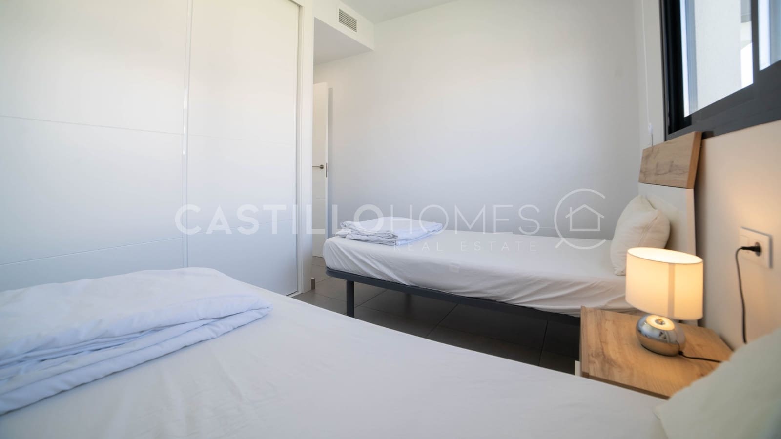 2 bedroom Apartment for sale in Orihuela Costa with pool - € 229,900 (Ref: 8970744)