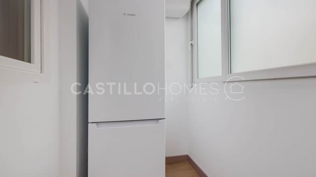 3 bedroom Apartment for sale in Playa de los Locos, Torrevieja - € 260,000 (Ref: 8970747)