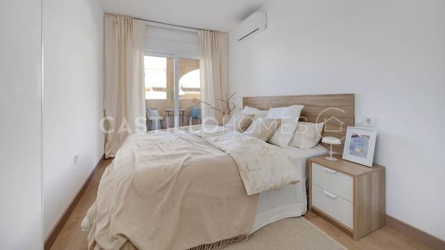 3 bedroom Apartment for sale in Playa de los Locos, Torrevieja - € 260,000 (Ref: 8970747)