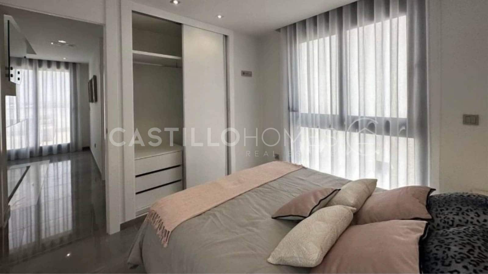 3 quarto Moradia para venda em Los Altos com piscina garagem - 690 000 € (Ref: 8970748)