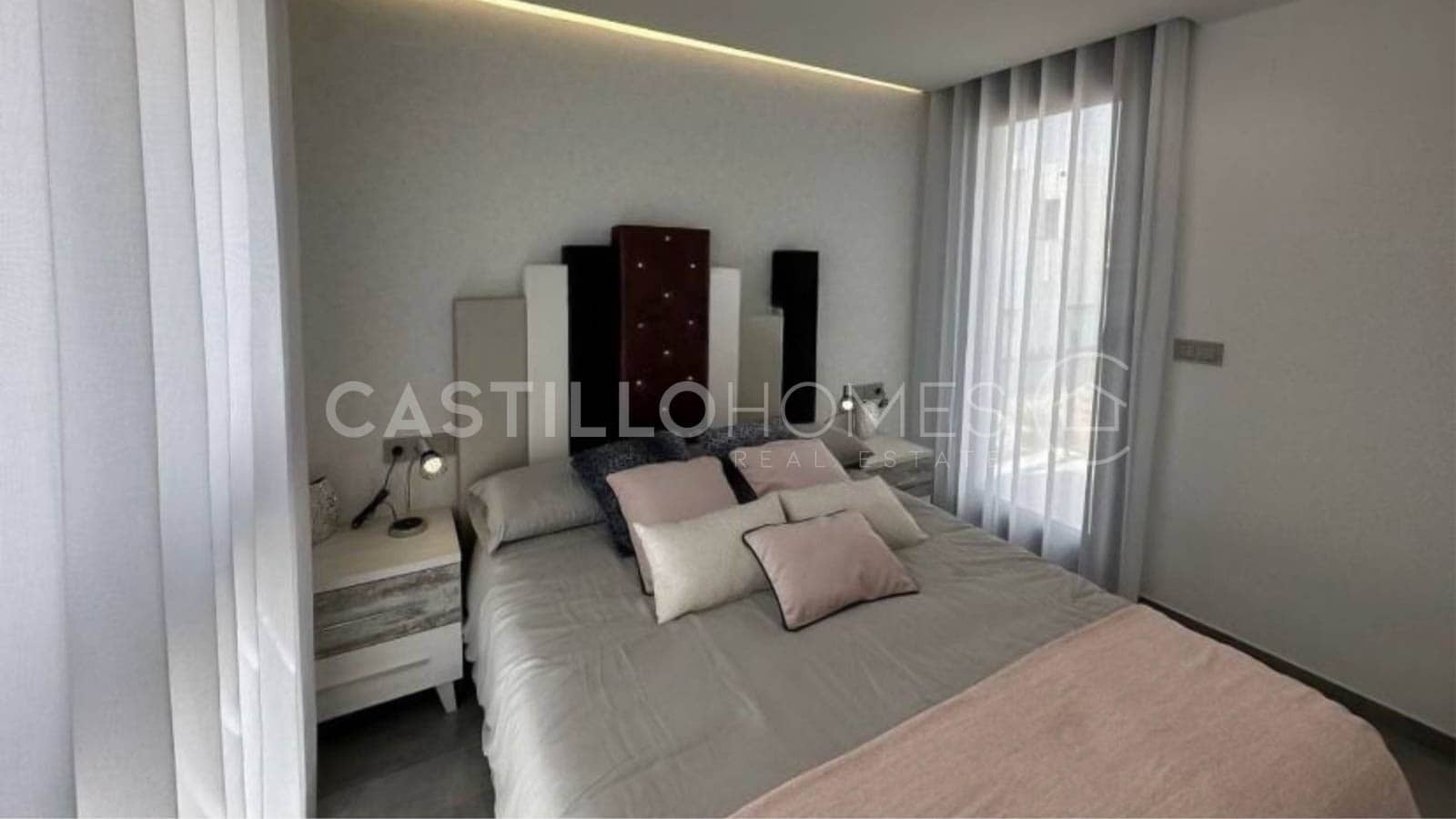 3 quarto Moradia para venda em Los Altos com piscina garagem - 690 000 € (Ref: 8970748)