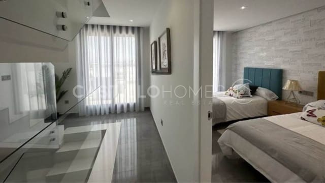 3 quarto Moradia para venda em Los Altos com piscina garagem - 690 000 € (Ref: 8970748)