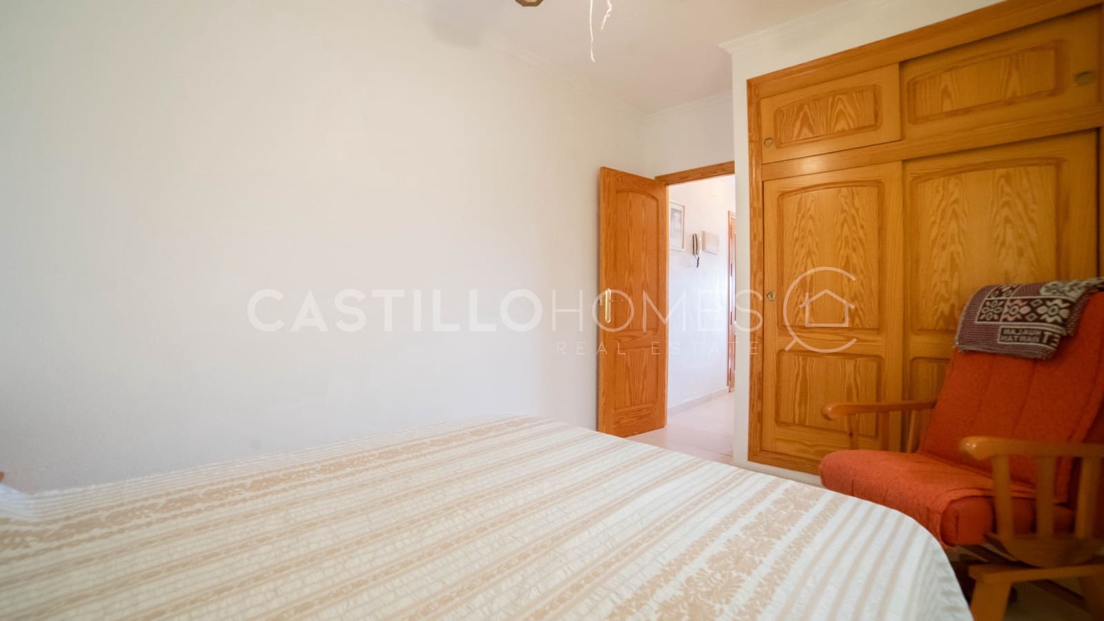 1 sovrum Lägenhet till salu i La Mata med garage - 199 900 € (Ref: 8970754)