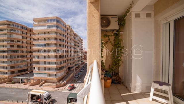1 bedroom Apartment for sale in Gaspar Perelló, Torrevieja with garage - € 199,900 (Ref: 8970754)