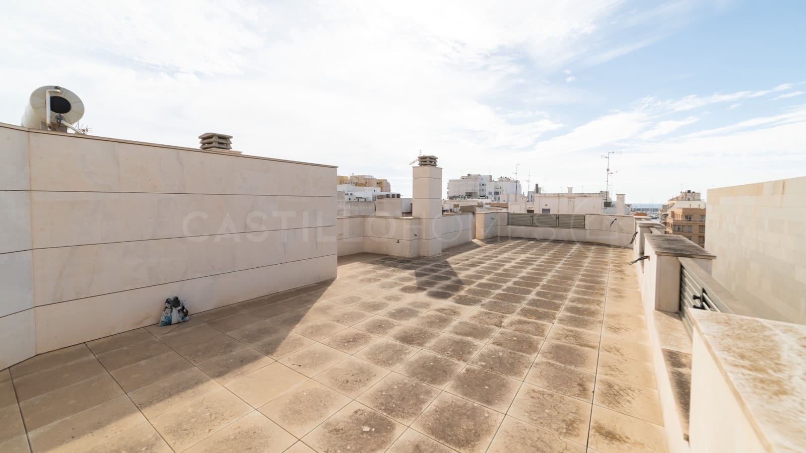 3 soverom Penthouse til salgs i Torrevieja - € 899 000 (Ref: 8970757)