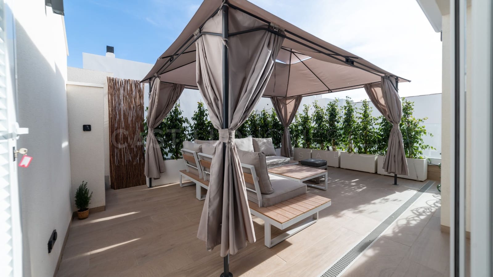 3 chambre Penthouse à vendre à Algorfa avec piscine garage - 379 900 € (Ref: 8970760)