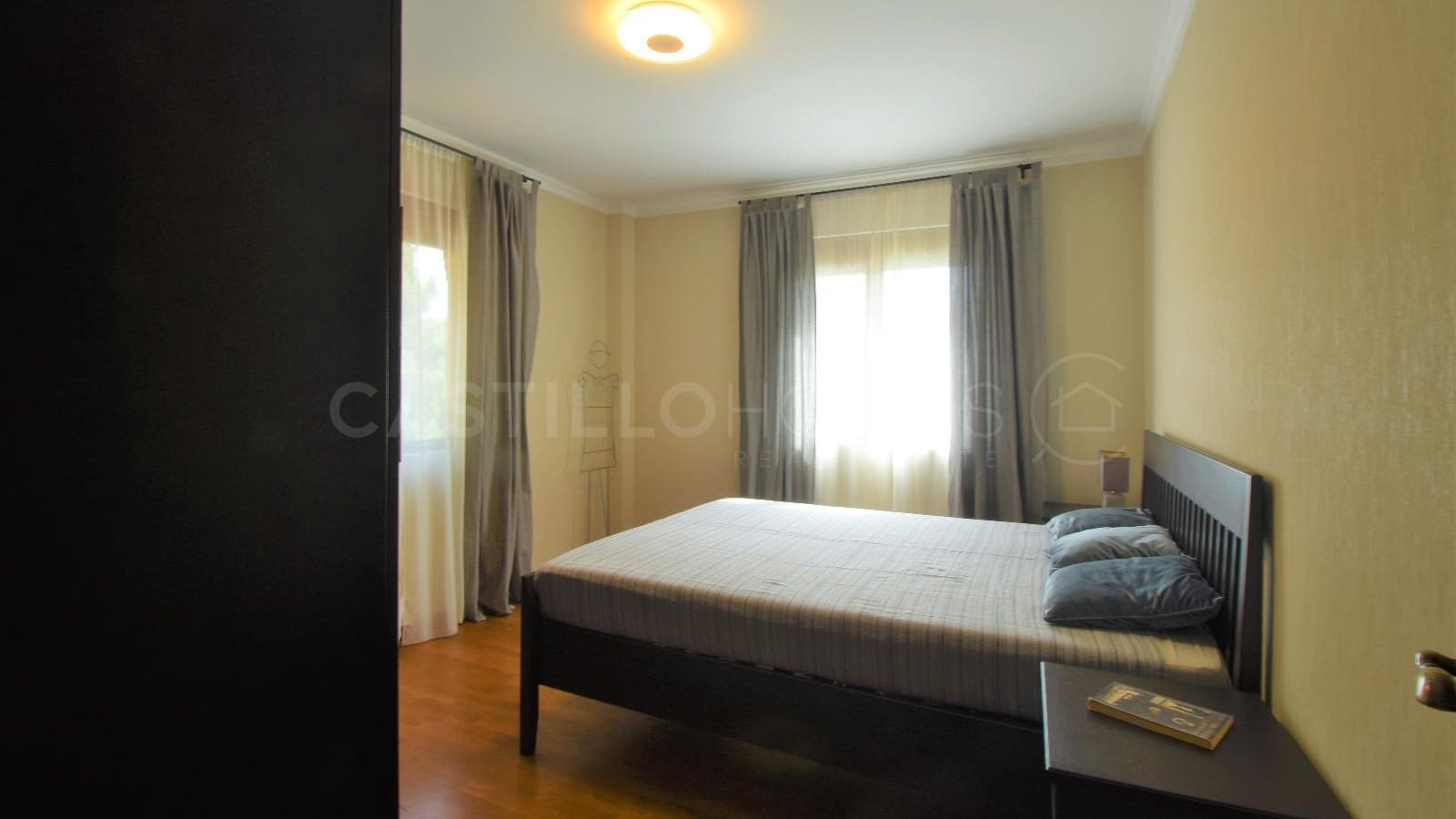 Chalet de 5 habitaciones en Ciudad Quesada en venta con piscina - 690.000 € (Ref: 8970762)