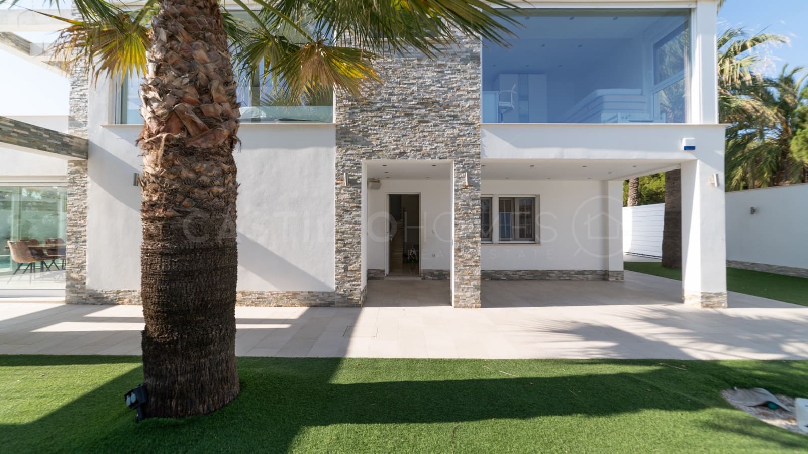 3 chambre Villa/Maison à vendre à La Zenia avec piscine - 1 300 000 € (Ref: 8970767)