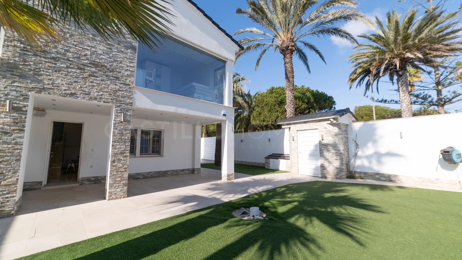 3 chambre Villa/Maison à vendre à La Zenia avec piscine - 1 300 000 € (Ref: 8970767)