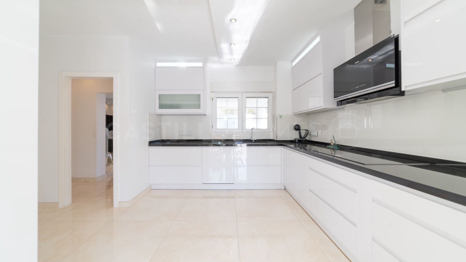 3 chambre Villa/Maison à vendre à La Zenia avec piscine - 1 300 000 € (Ref: 8970767)