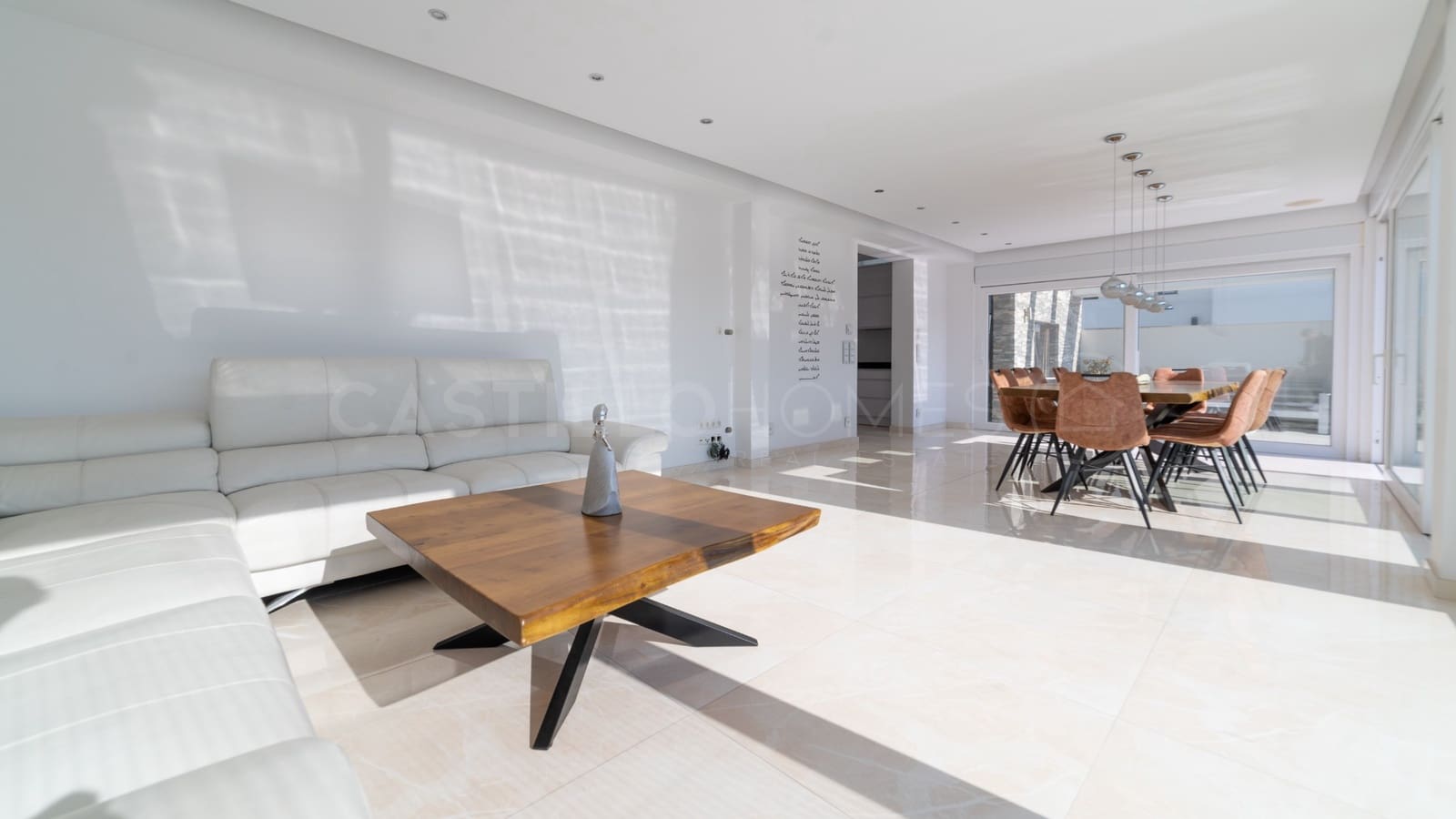 3 chambre Villa/Maison à vendre à La Zenia avec piscine - 1 300 000 € (Ref: 8970767)