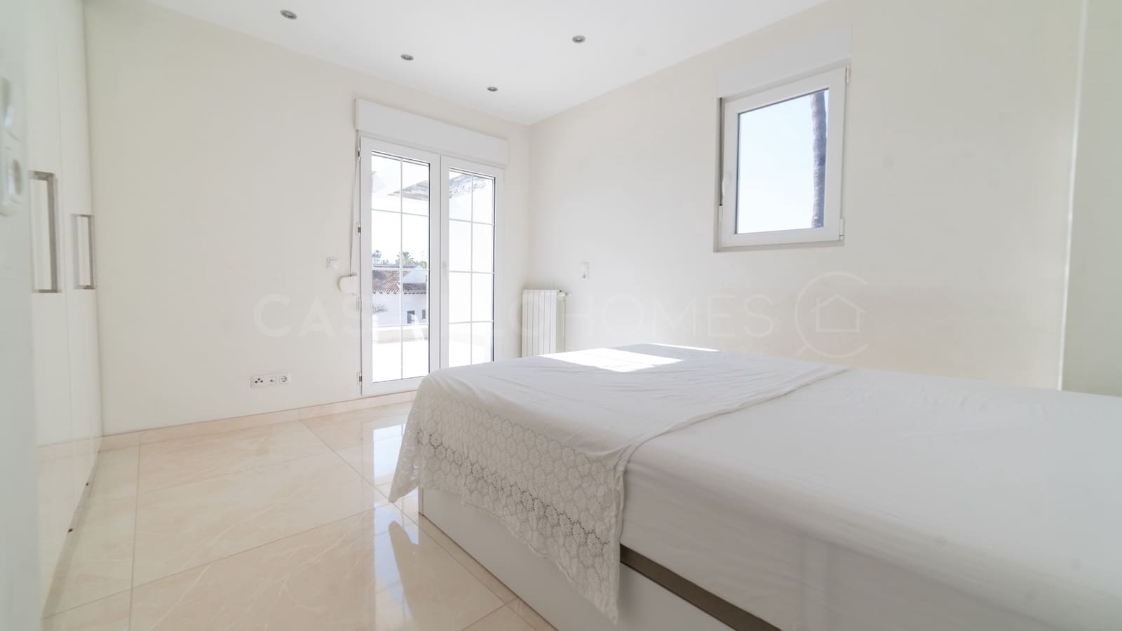 3 chambre Villa/Maison à vendre à La Zenia avec piscine - 1 300 000 € (Ref: 8970767)