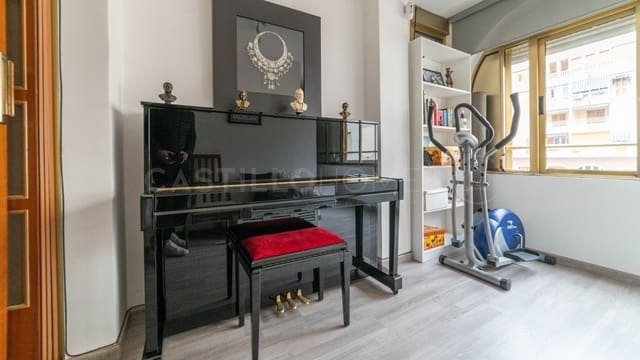 3 chambre Appartement à vendre à Playa del Acequión, Torrevieja avec garage - 165 000 € (Ref: 8970772)