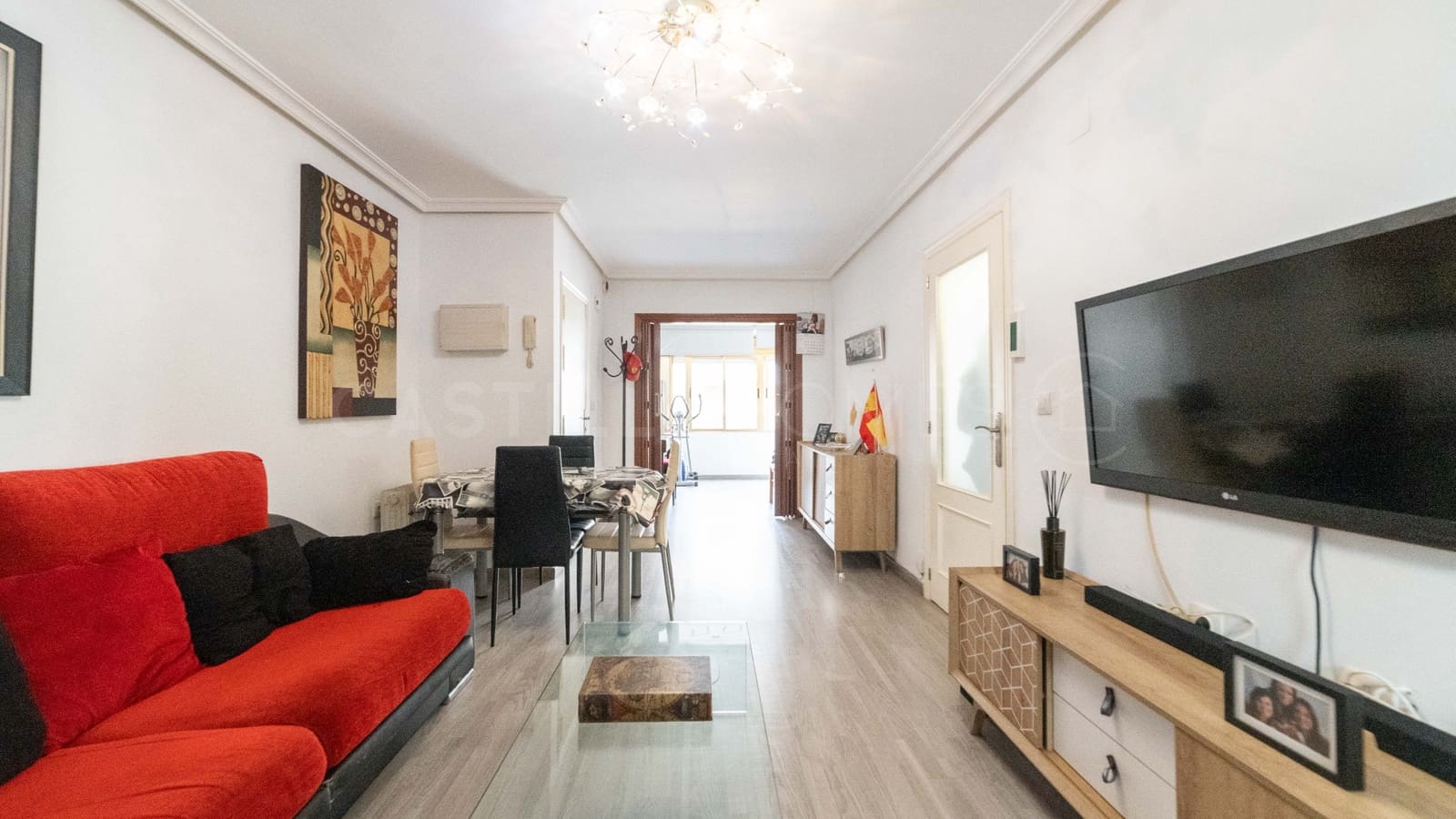 3 bedroom Apartment for sale in Torrevieja with garage - € 165,000 (Ref: 8970772)