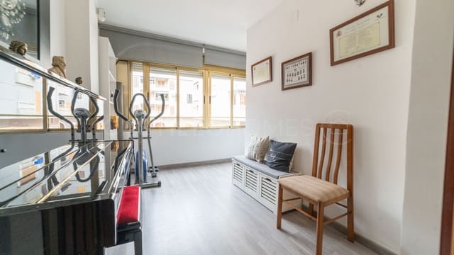 3 chambre Appartement à vendre à Playa del Acequión, Torrevieja avec garage - 165 000 € (Ref: 8970772)