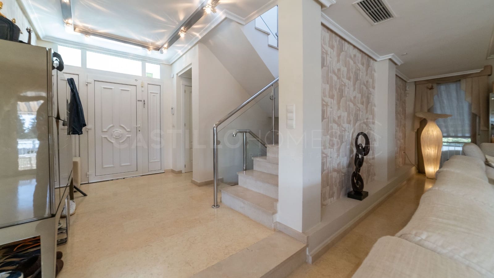 5 Zimmer Villa zu verkaufen in La Mata mit Pool - 1.170.000 € (Ref: 8970778)