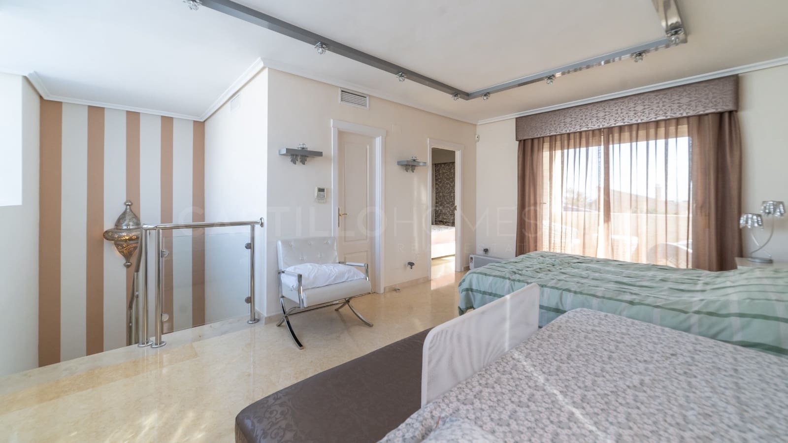 5 Zimmer Villa zu verkaufen in La Mata mit Pool - 1.170.000 € (Ref: 8970778)