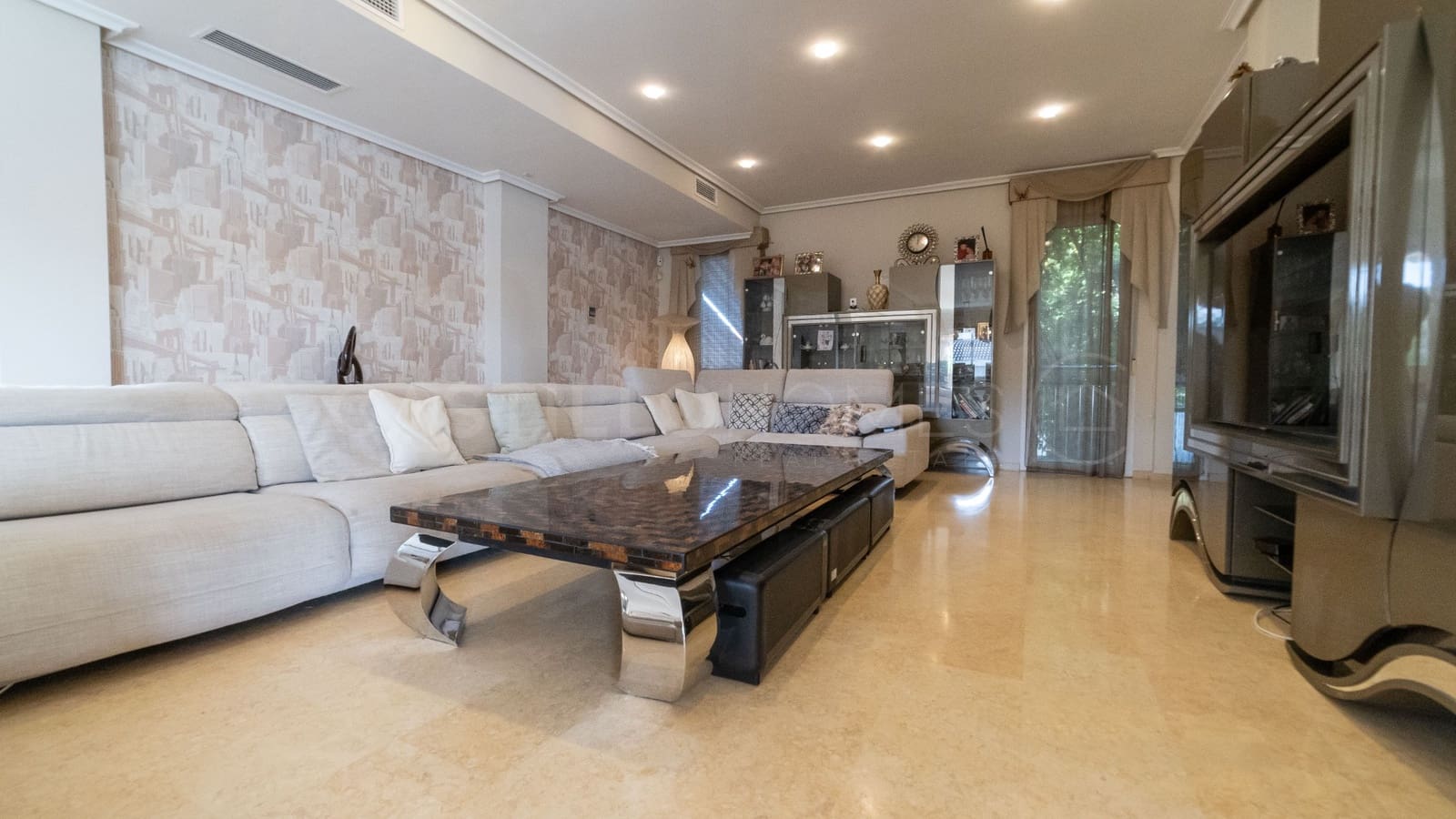 5 Zimmer Villa zu verkaufen in La Mata mit Pool - 1.170.000 € (Ref: 8970778)