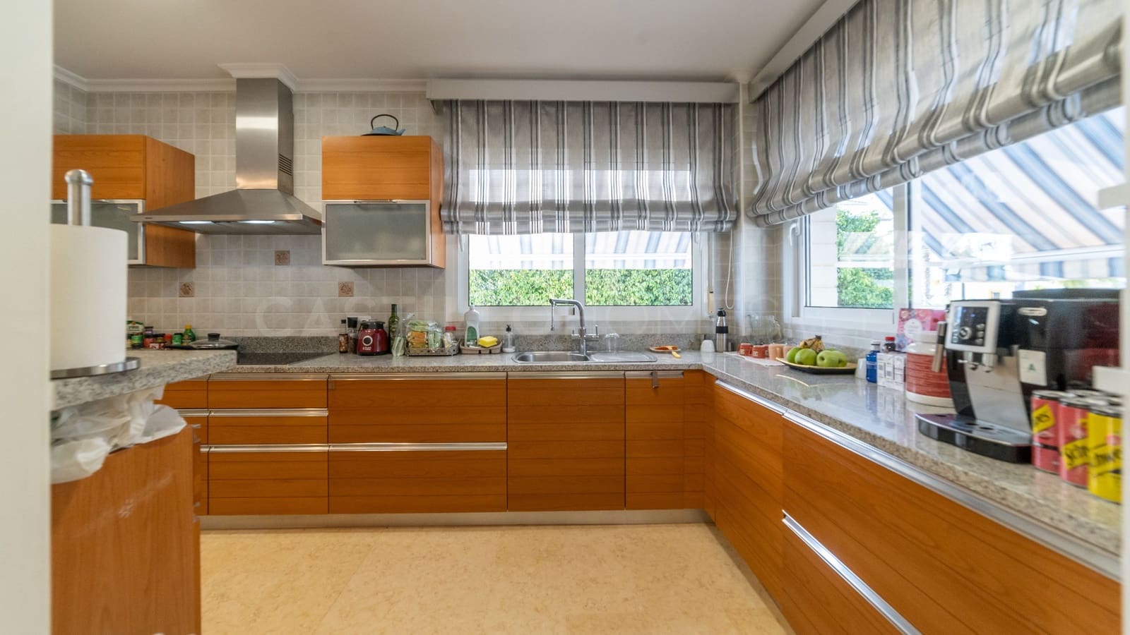 5 Zimmer Villa zu verkaufen in La Mata mit Pool - 1.170.000 € (Ref: 8970778)