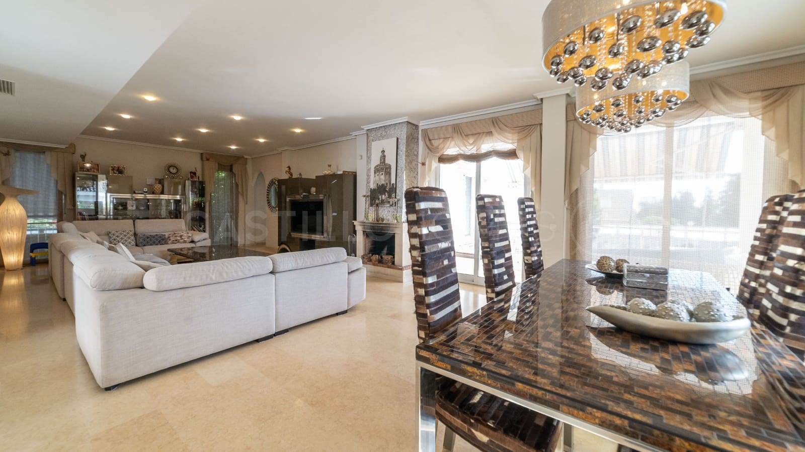 5 Zimmer Villa zu verkaufen in La Mata mit Pool - 1.170.000 € (Ref: 8970778)