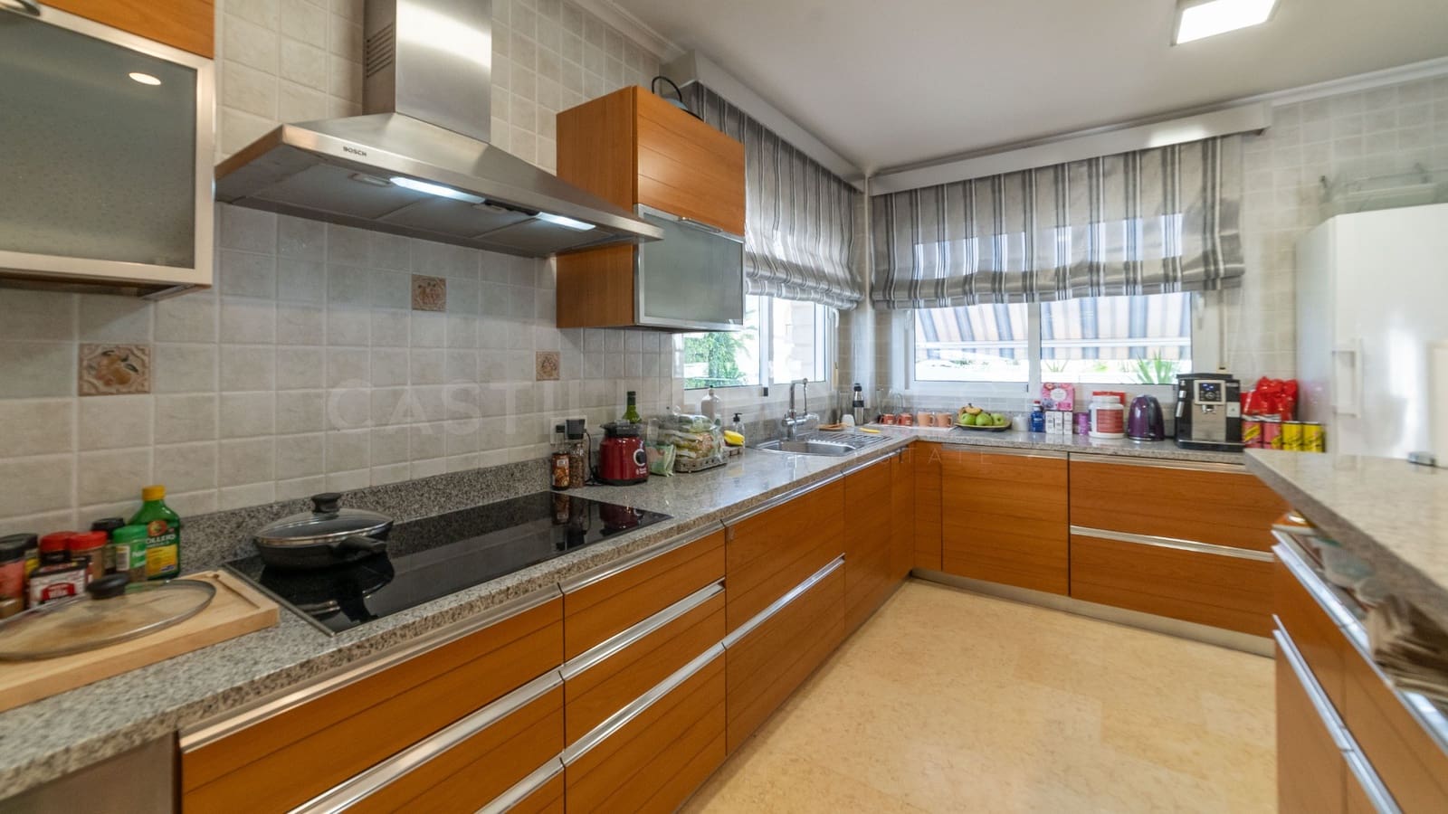 5 Zimmer Villa zu verkaufen in La Mata mit Pool - 1.170.000 € (Ref: 8970778)