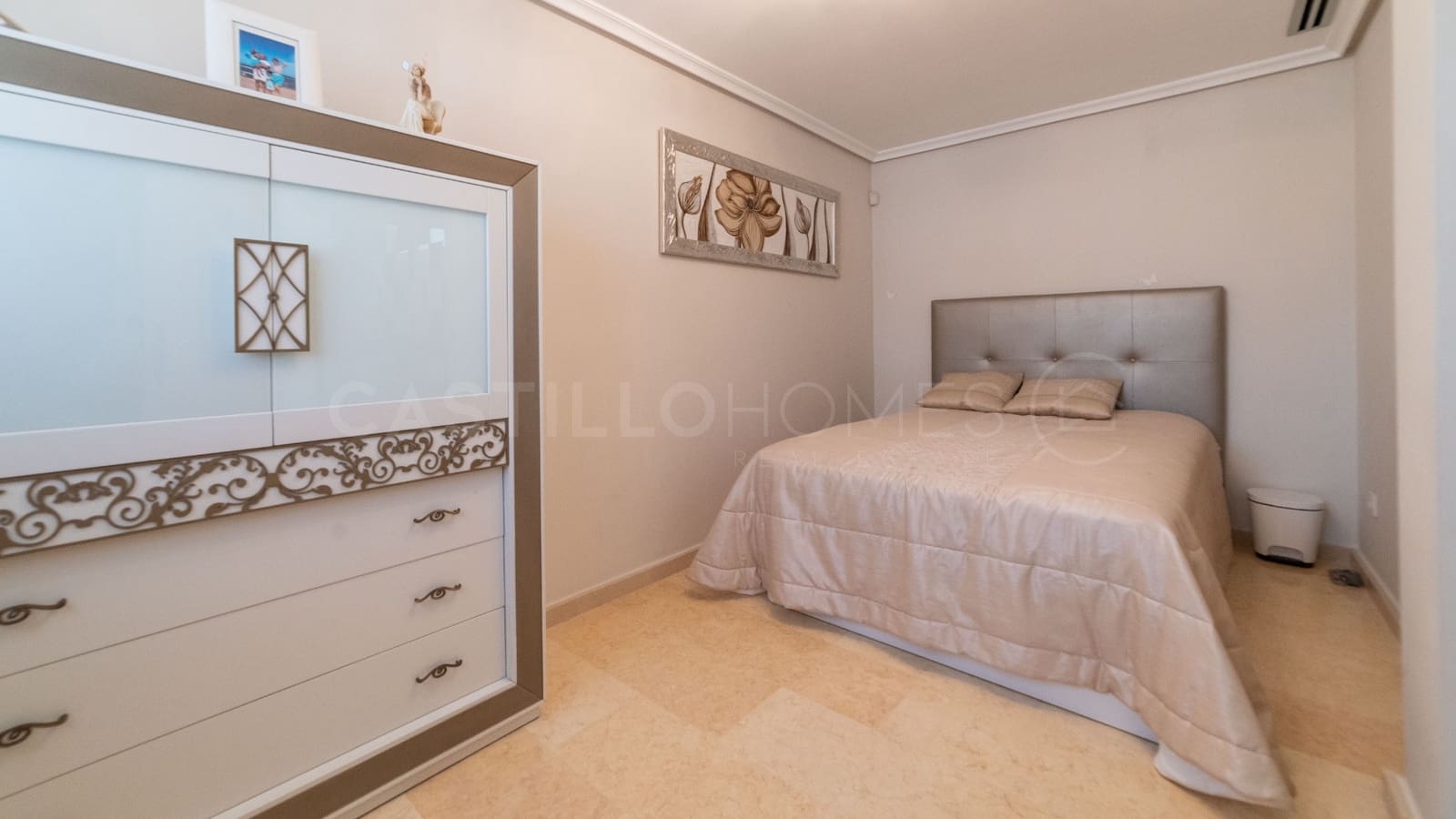 5 Zimmer Villa zu verkaufen in La Mata mit Pool - 1.170.000 € (Ref: 8970778)