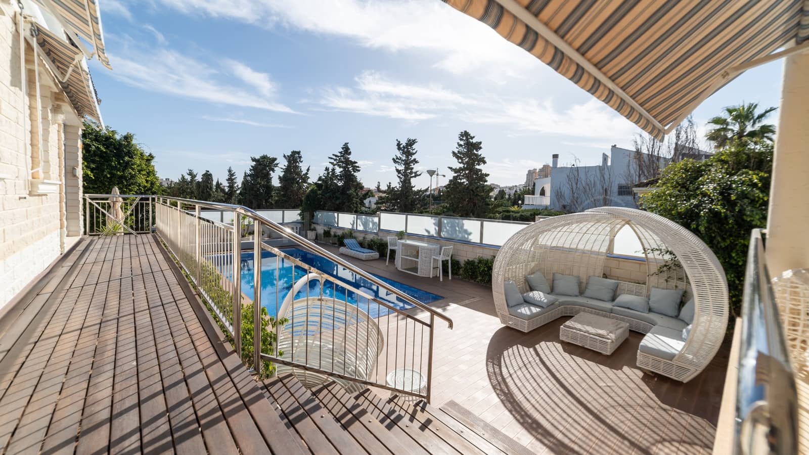 5 Zimmer Villa zu verkaufen in La Mata mit Pool - 1.170.000 € (Ref: 8970778)