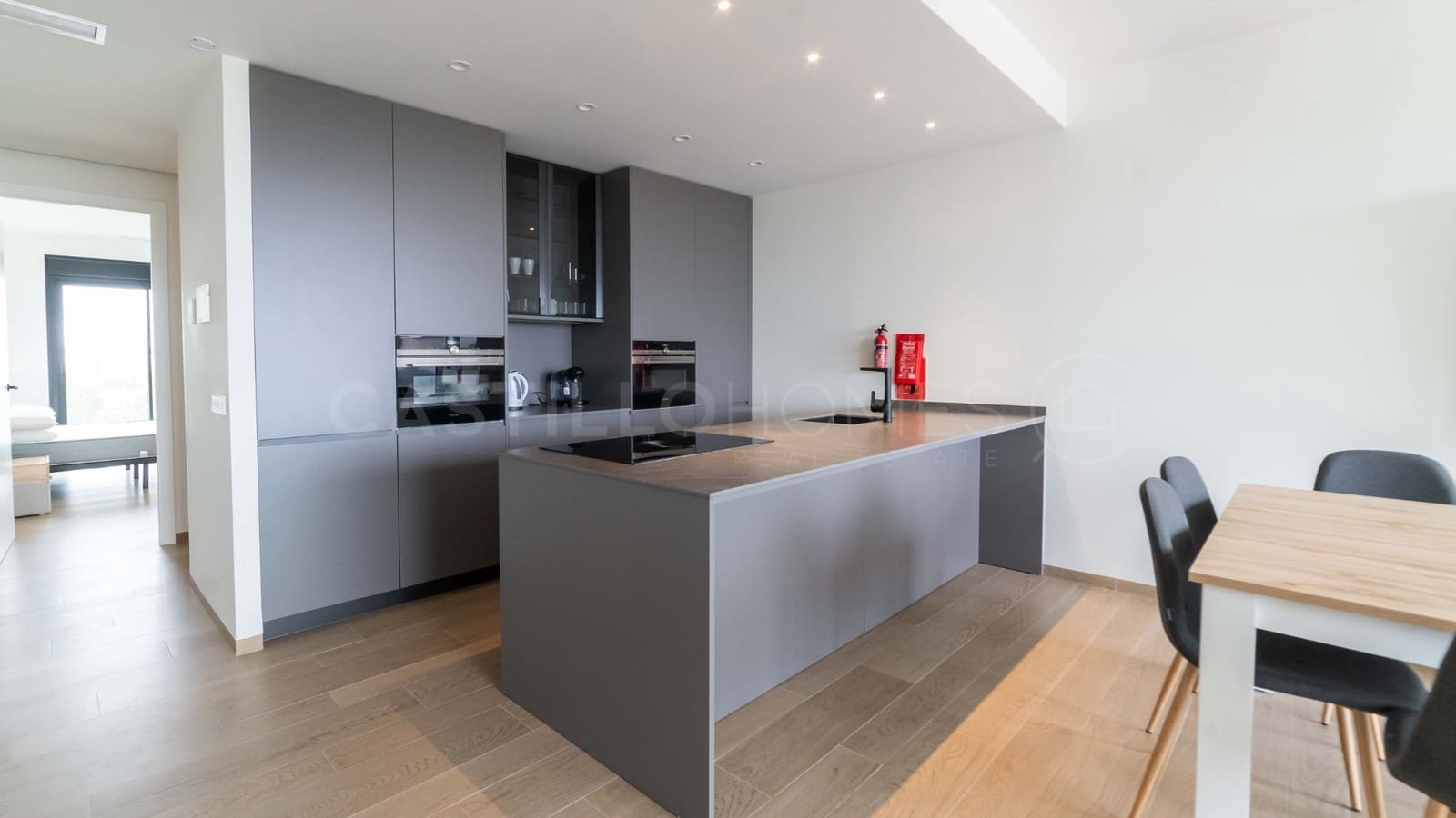 Apartamento de 2 habitaciones en Las Colinas Golf en venta con piscina - 475.000 € (Ref: 8970794)