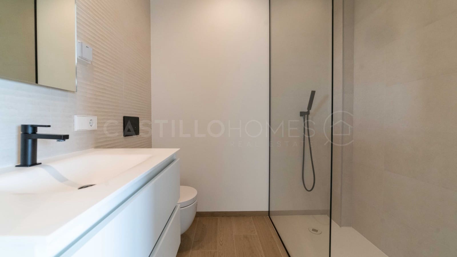 Apartamento de 2 habitaciones en Las Colinas Golf en venta con piscina - 475.000 € (Ref: 8970794)