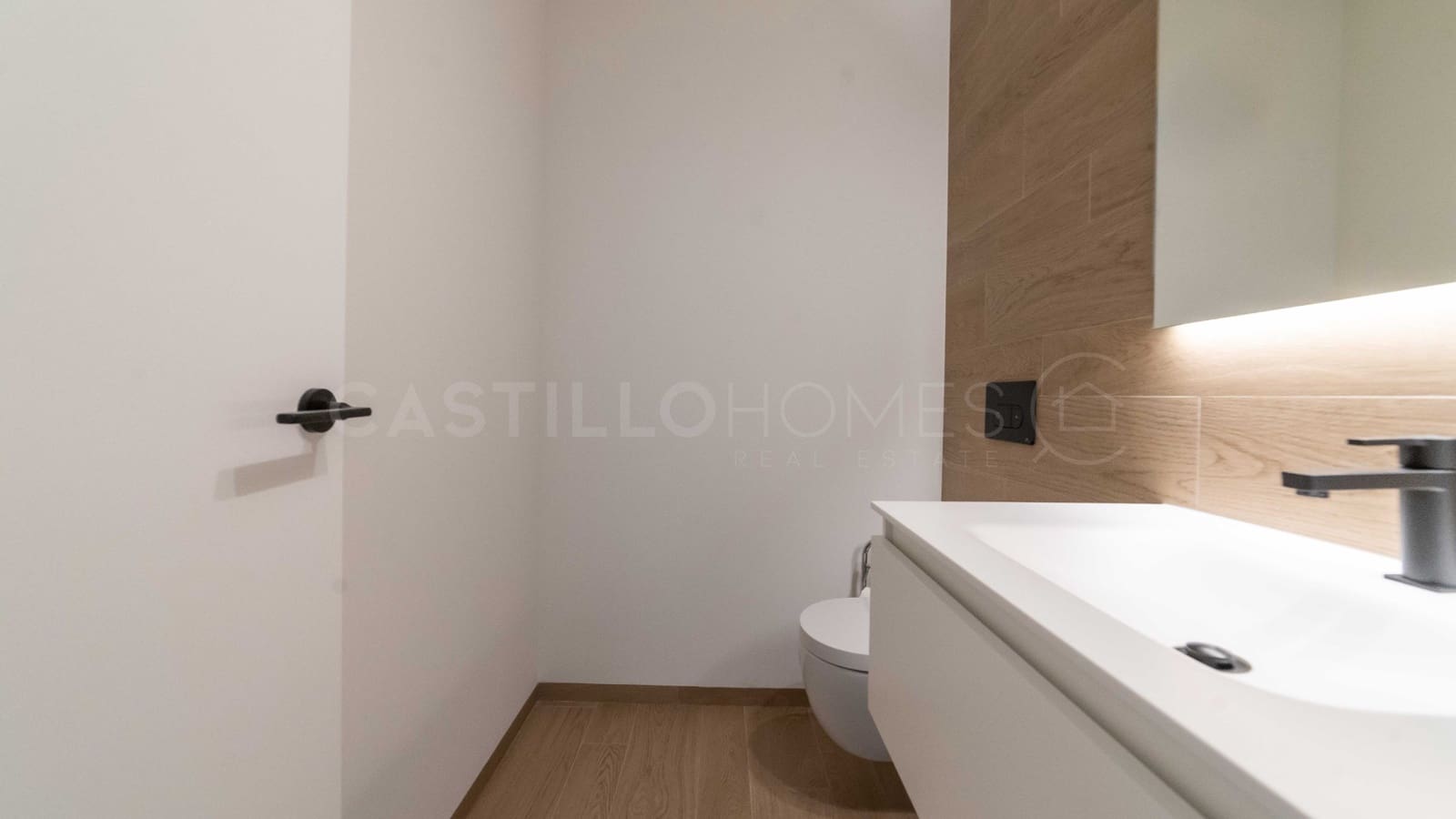 Apartamento de 2 habitaciones en Las Colinas Golf en venta con piscina - 475.000 € (Ref: 8970794)