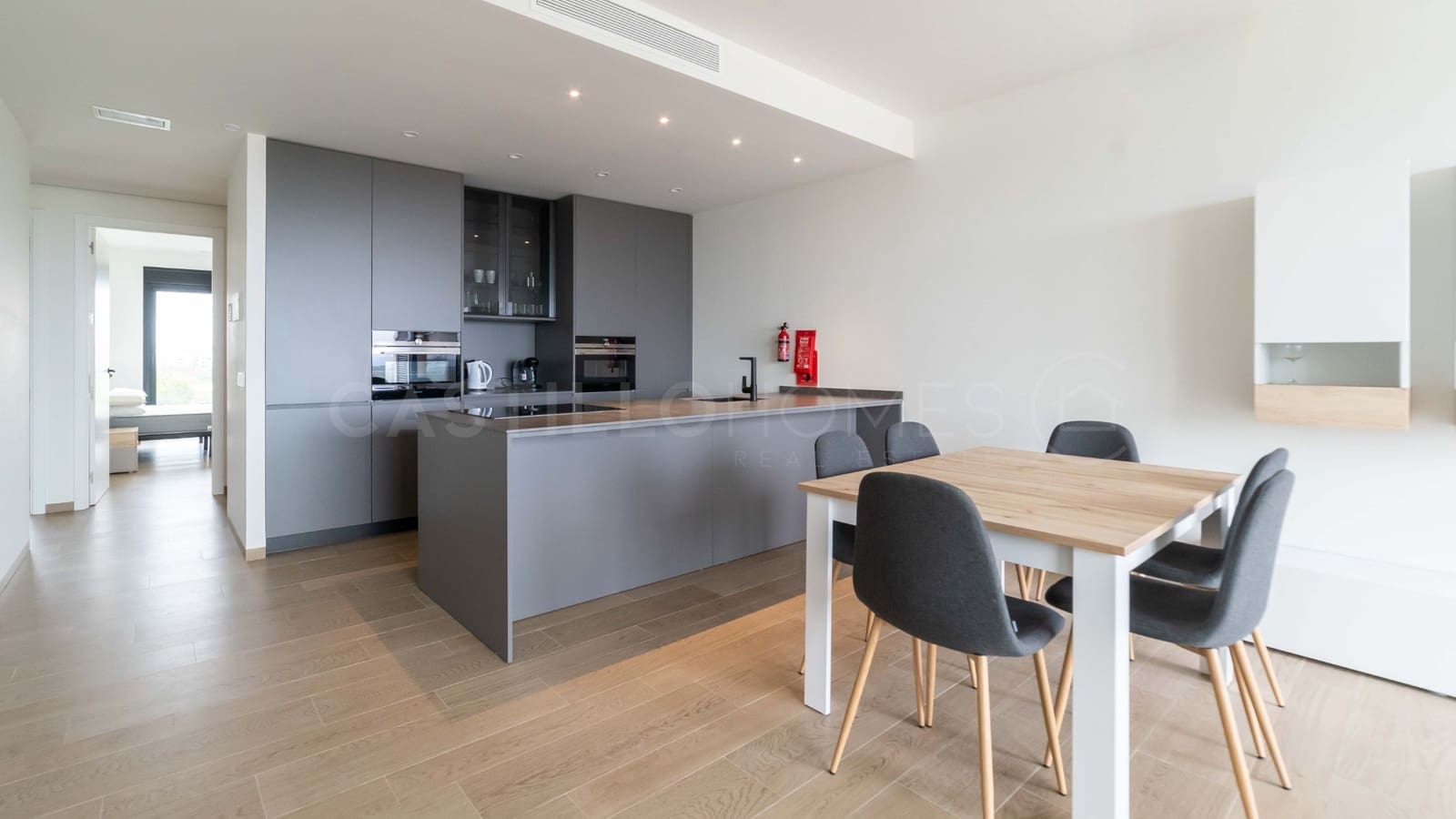 Apartamento de 2 habitaciones en Las Colinas Golf en venta con piscina - 475.000 € (Ref: 8970794)