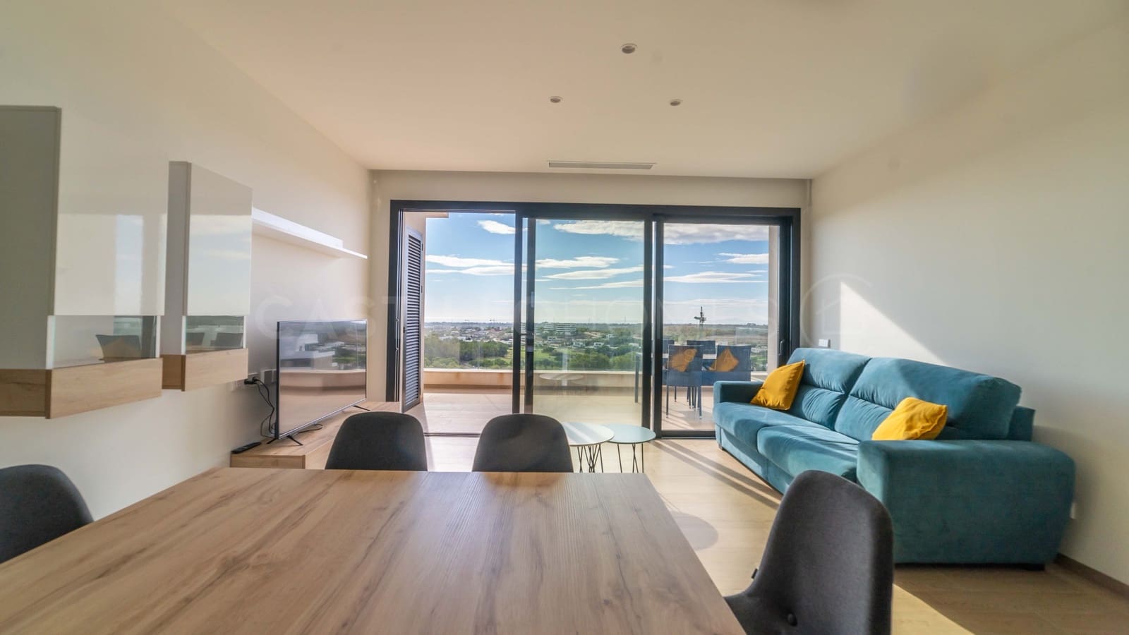 Apartamento de 2 habitaciones en Las Colinas Golf en venta con piscina - 475.000 € (Ref: 8970794)